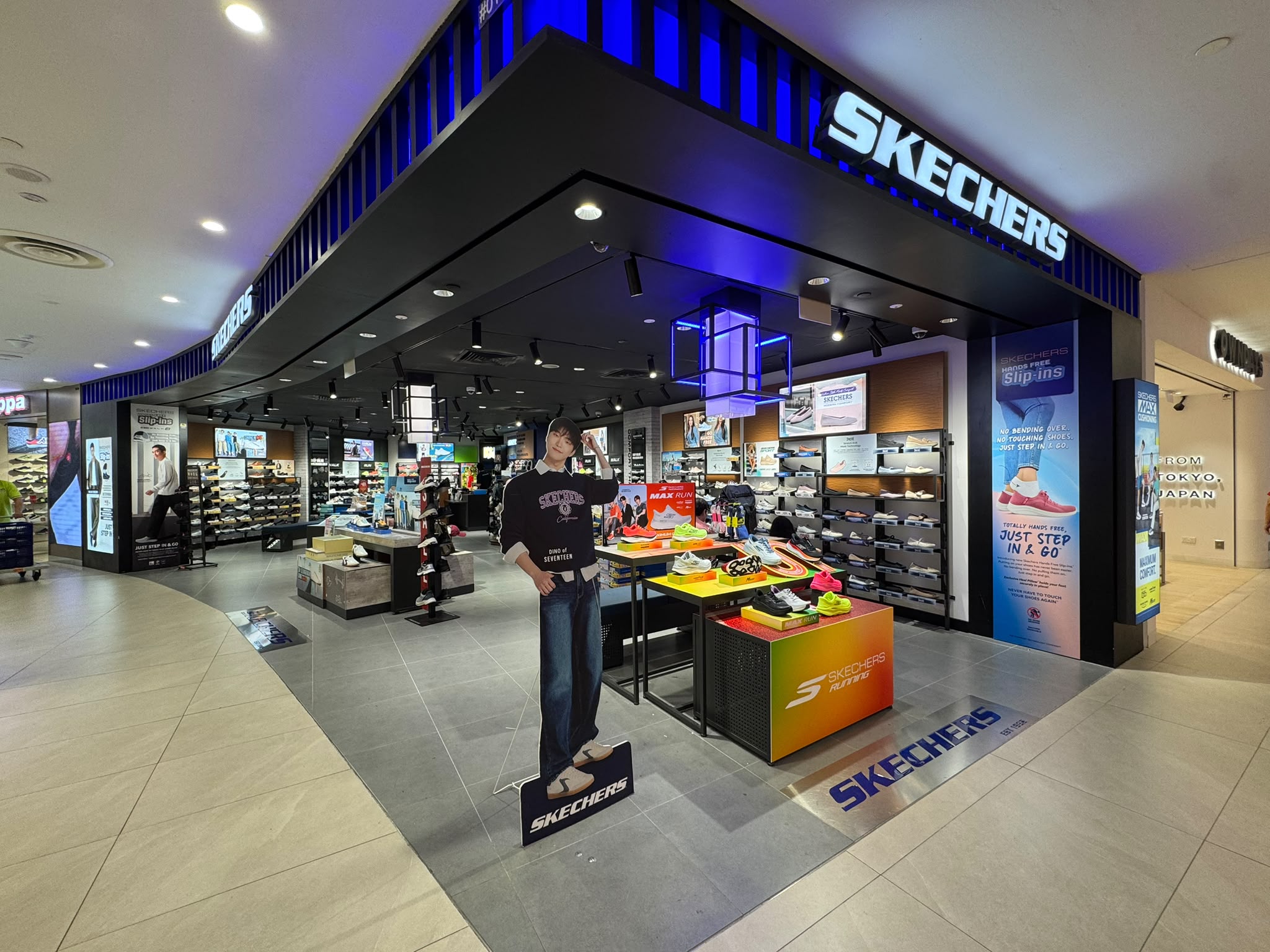Skechers Hougang Mall